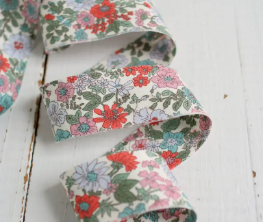 2.5" Bias Quilt Binding (1.25" finished) 100% Cotton-Liberty Annabelle-BPB Liberty ANN 2.5