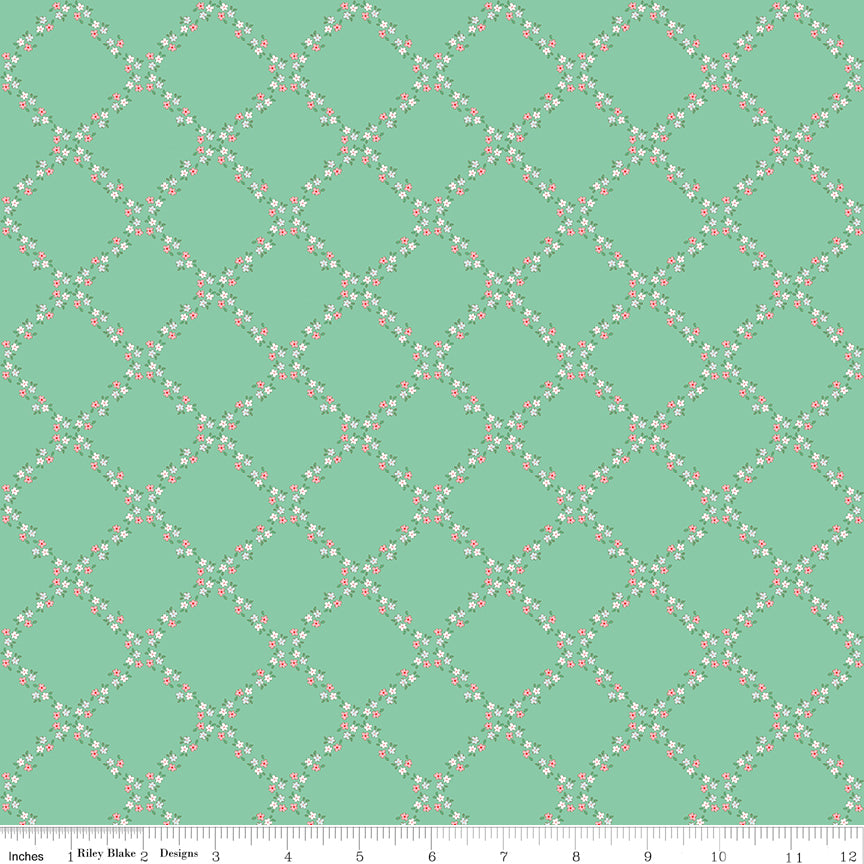 Whimsical Woodland -Lattice Green-Riley Blake Designs-C17643-GREEN